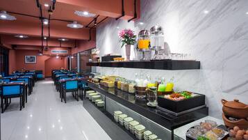 Daily buffet breakfast (THB 350 per person)