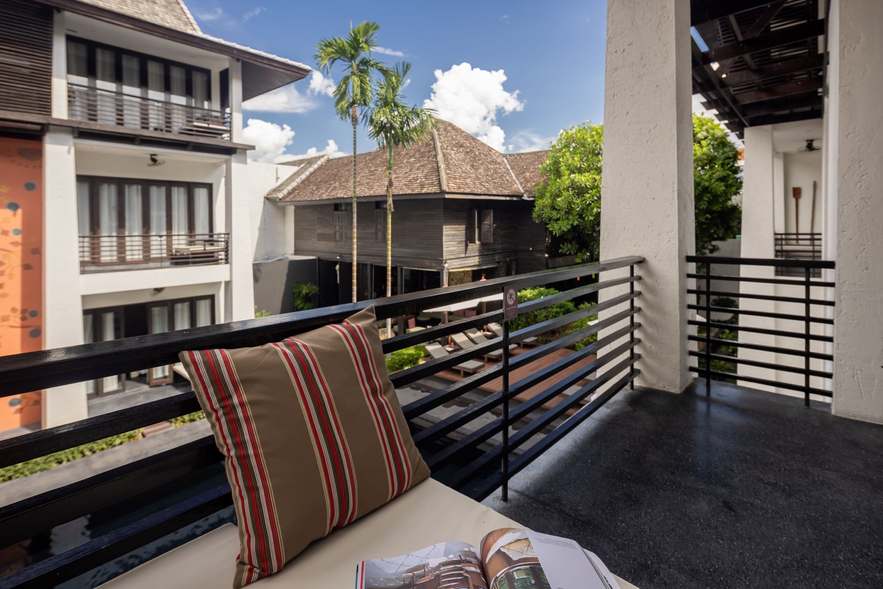 deluxe pool view with bathtub | terrace/patio