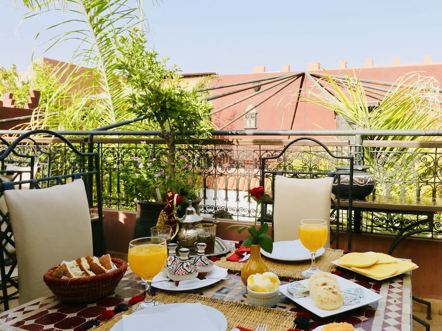 Free daily full breakfast