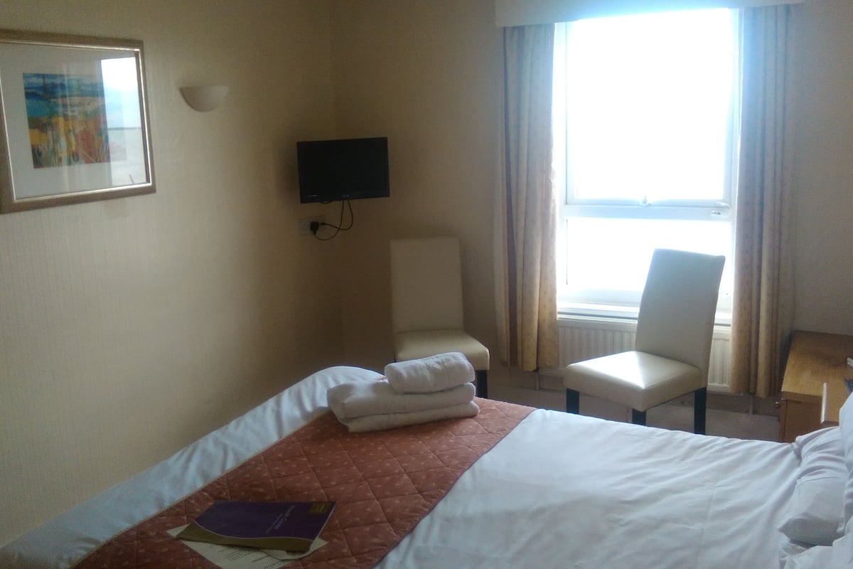 Double or Twin Room, Sea View