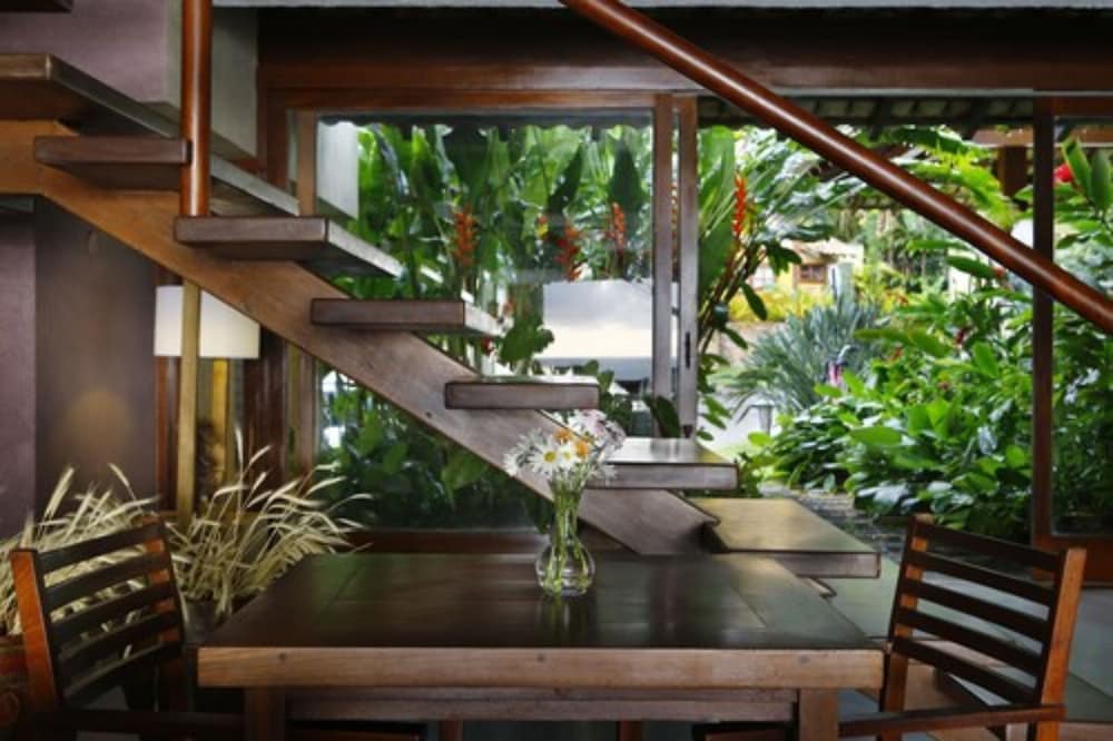 Maitei Hotel by null