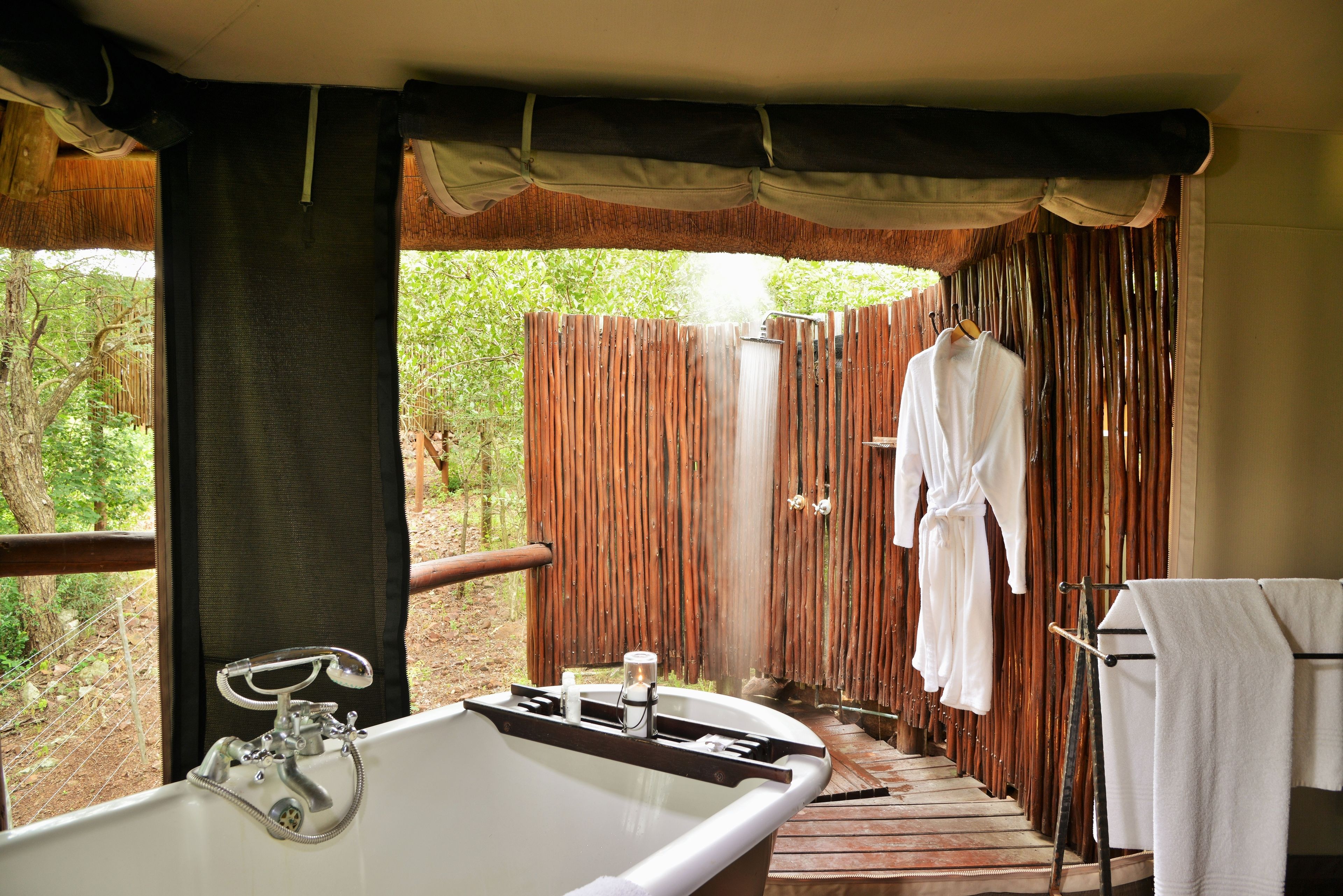 camp shonga  | bathroom shower