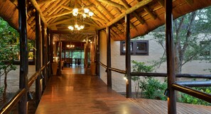 Exterior - Shishangeni Lodge, Kruger National Park (Nkomazi)
