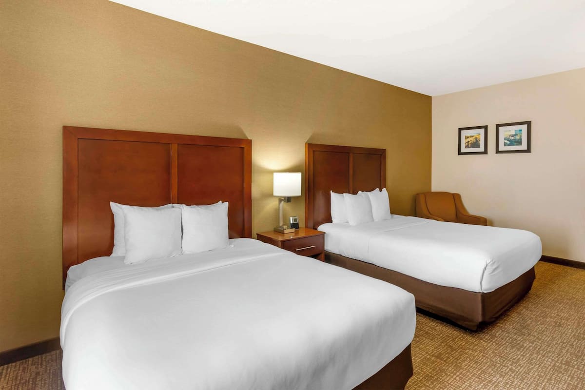 Room, 2 Queen Beds, Accessible, Non Smoking (Non- Pet Friendly)