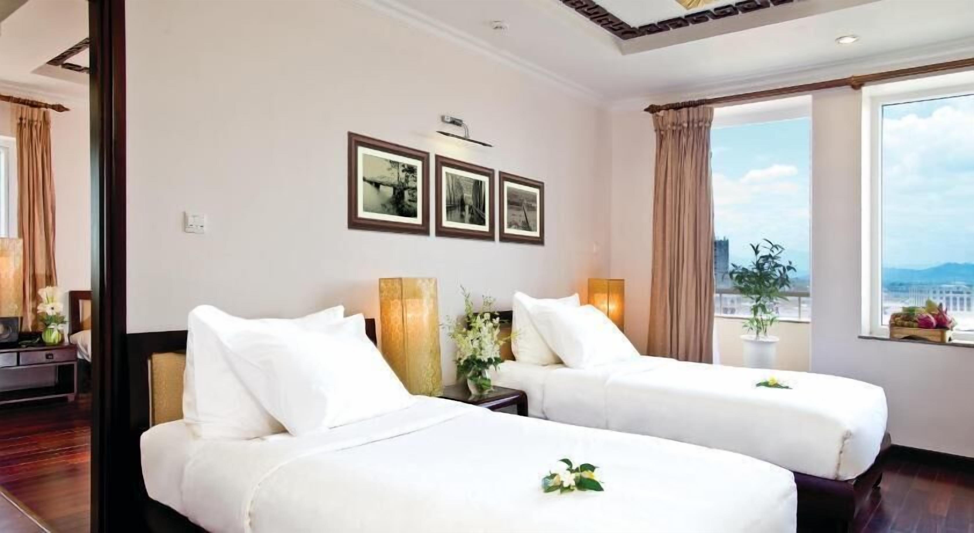 Minibar, in-room safe, desk, soundproofing