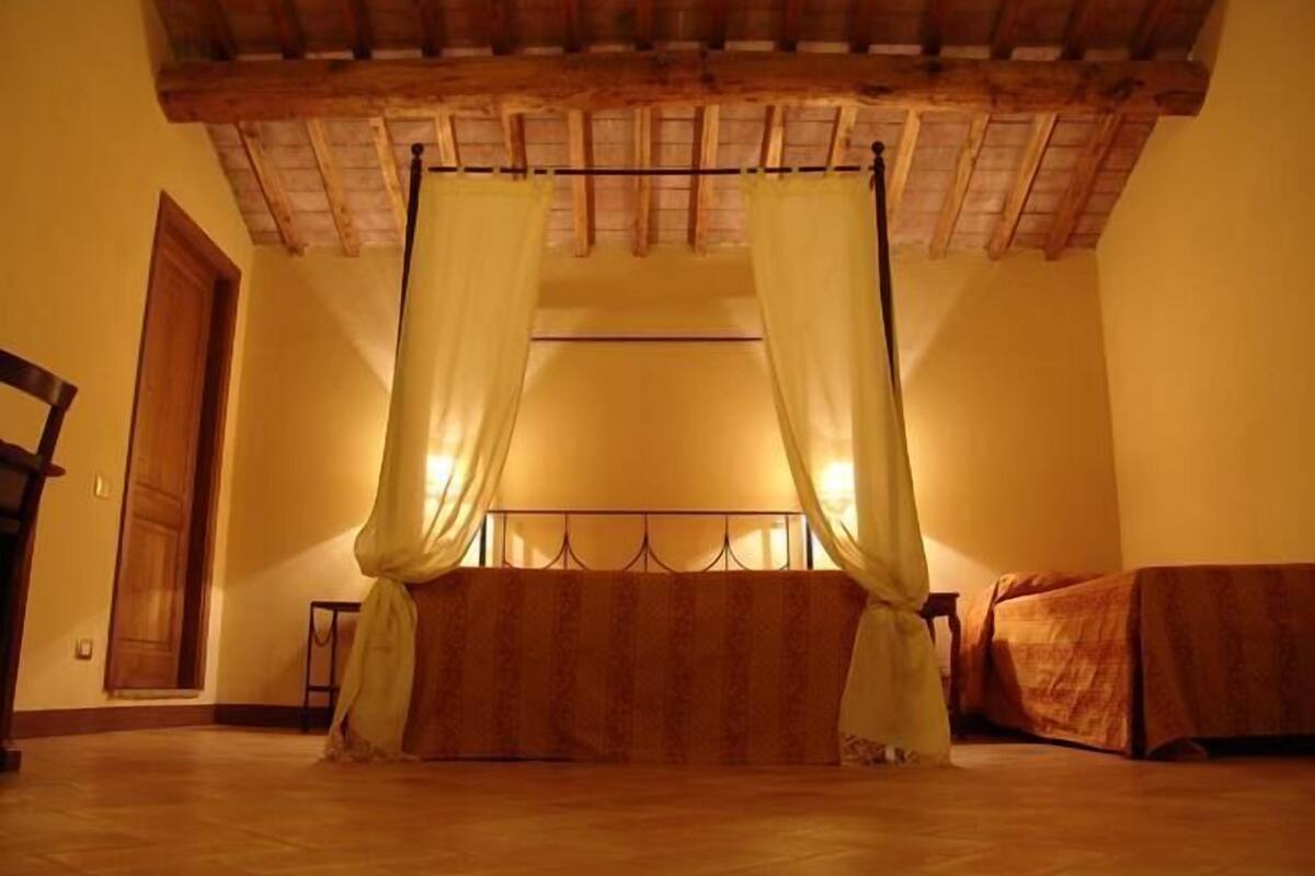 superior double room | minibar, in-room safe, cots/infant beds, free wifi