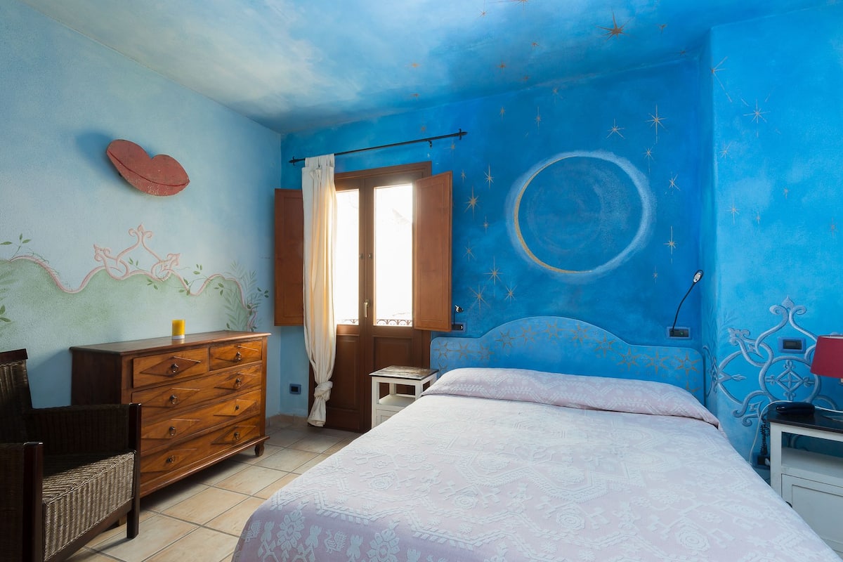 1 bedroom, minibar, in-room safe, individually decorated