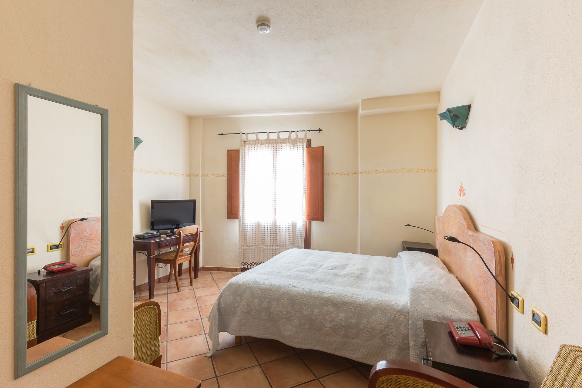 1 bedroom, minibar, in-room safe, individually decorated