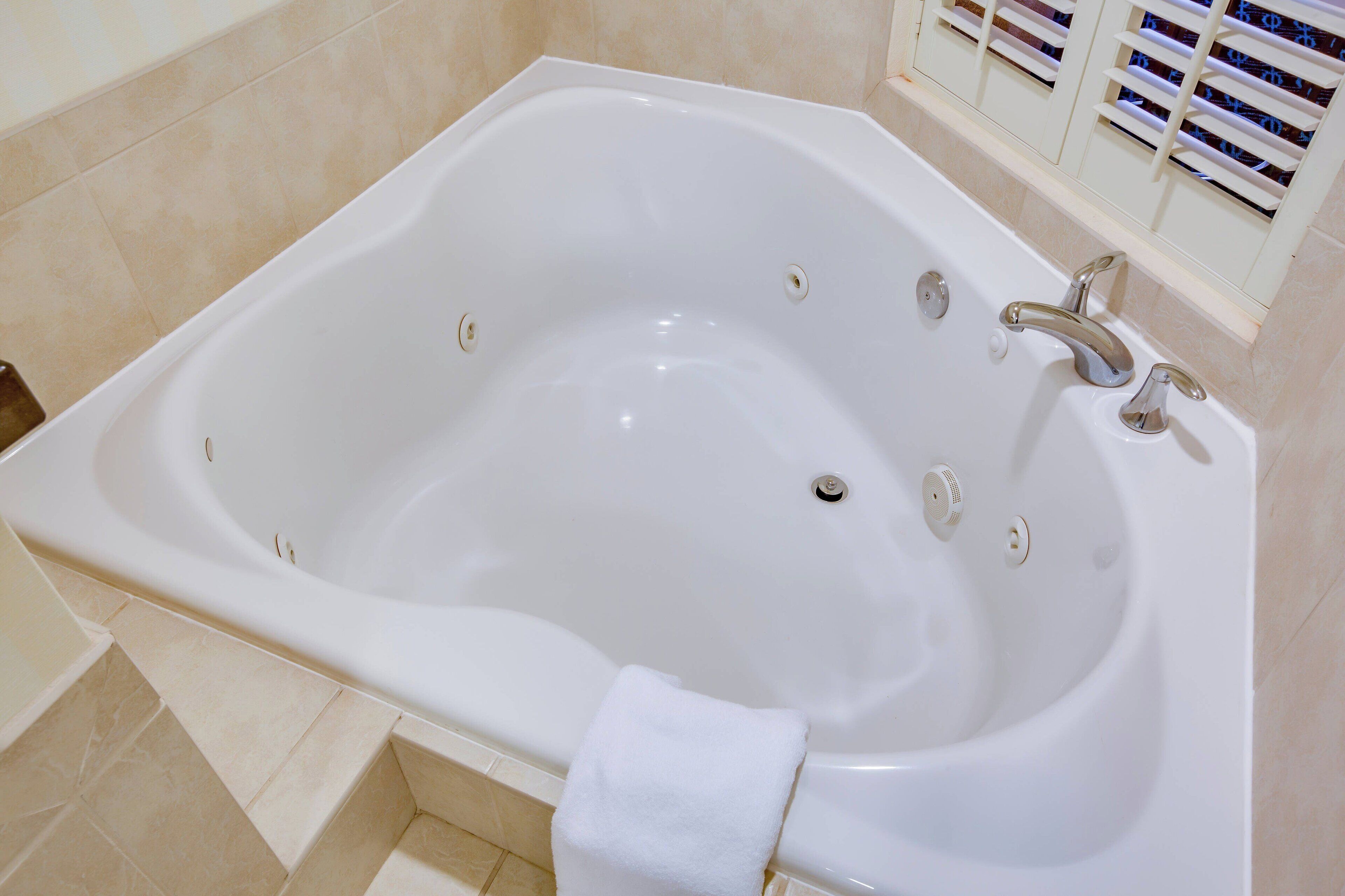 studio suite, 1 king bed with sofa bed | premium bedding, desk, blackout curtains, iron/ironing board