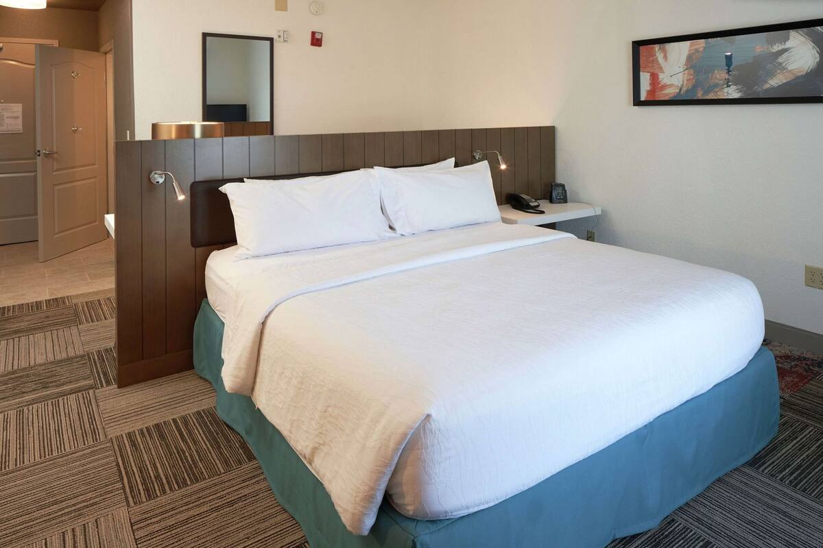Peralatan tempat tidur premium, gebar bulu kapas, meja 