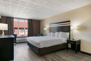 Deluxe Room, 1 King Bed