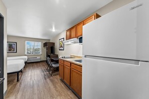 Standard Room, 2 Double Beds, Non Smoking | Desk, free WiFi, bed sheets - WoodSpring Suites San Antonio South (San Antonio)