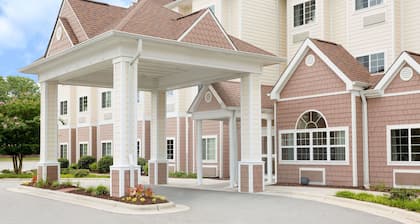 Microtel Inn & Suites by Wyndham Greenville/University Medic