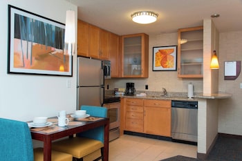 Residence Inn by Marriott Toledo Maumee