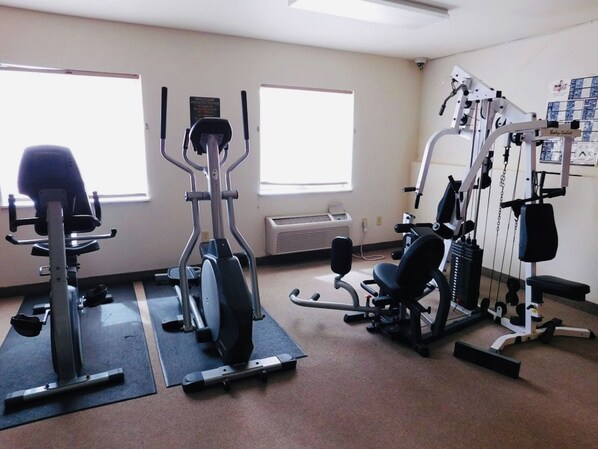 Fitness facility - Homestead Inn Wolf Point Hwy 2 (Wolf Point)