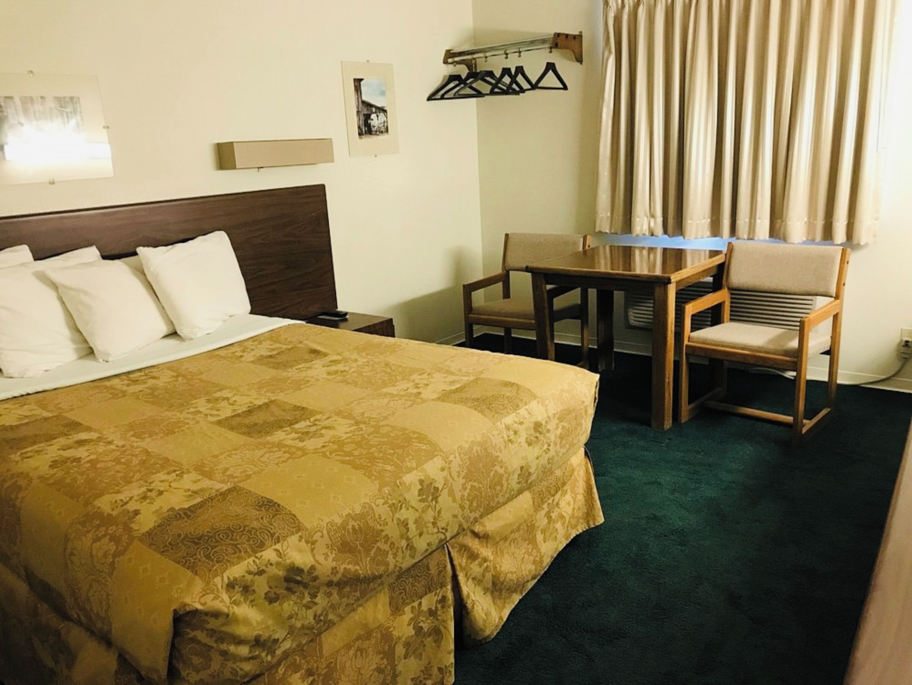 In-room safe, iron/ironing board, free WiFi, bed sheets