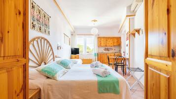 Superior Studio (4 people)