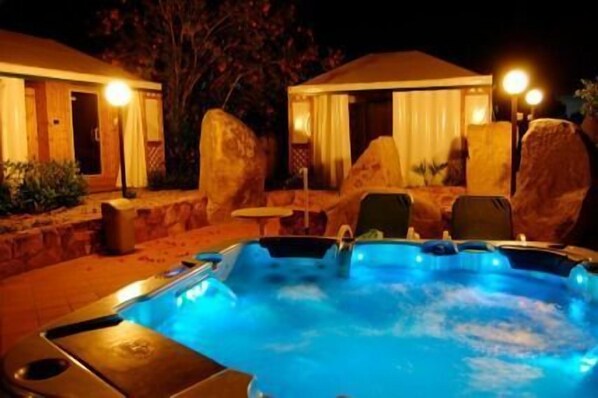Seasonal outdoor pool, pool umbrellas, pool loungers