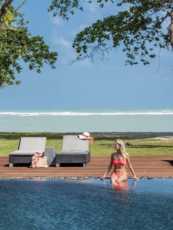Outdoor pool, free cabanas, pool umbrellas