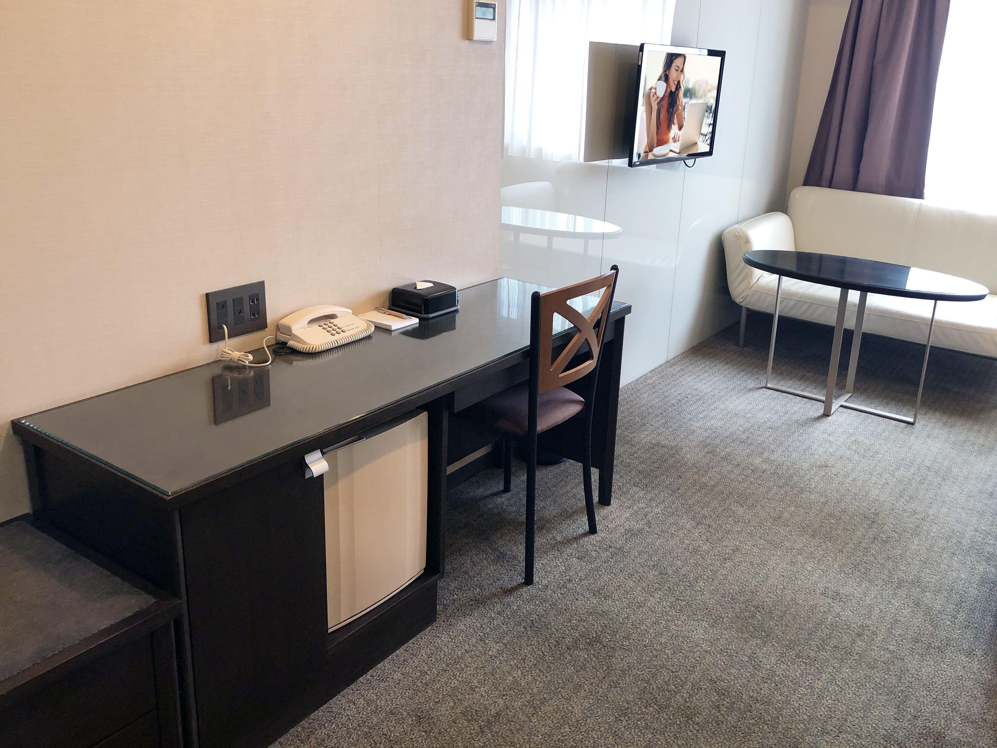 executive studio, 1 double bed | premium bedding, down duvets, in-room safe, desk