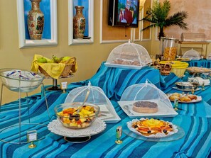 Lunch and dinner served, seafood - Hotel La Perla (Castel Volturno)