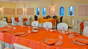 Lunch and dinner served - Hotel La Perla (Castel Volturno)