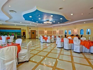 Lunch and dinner served, seafood - Hotel La Perla (Castel Volturno)