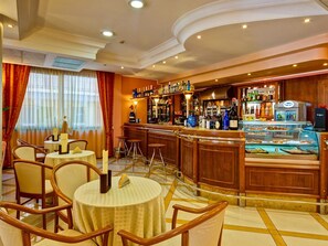 Bar (en la propiedad)