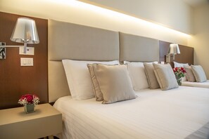 Superior Triple Room | Egyptian cotton sheets, premium bedding, down comforters, minibar - La Reggia Sporting Center (Cascia)