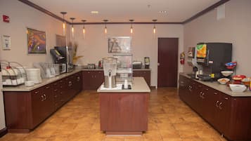 Free daily buffet breakfast