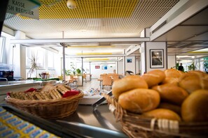 Food and drink - Haus International (Munich)
