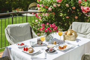 Breakfast for a fee