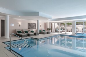 Indoor pool, outdoor pool, sun loungers