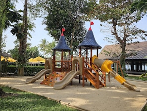 Children's play area - outdoor