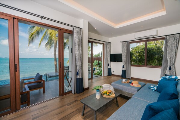Two-Bedroom Beachfront Pool Villa | Living area