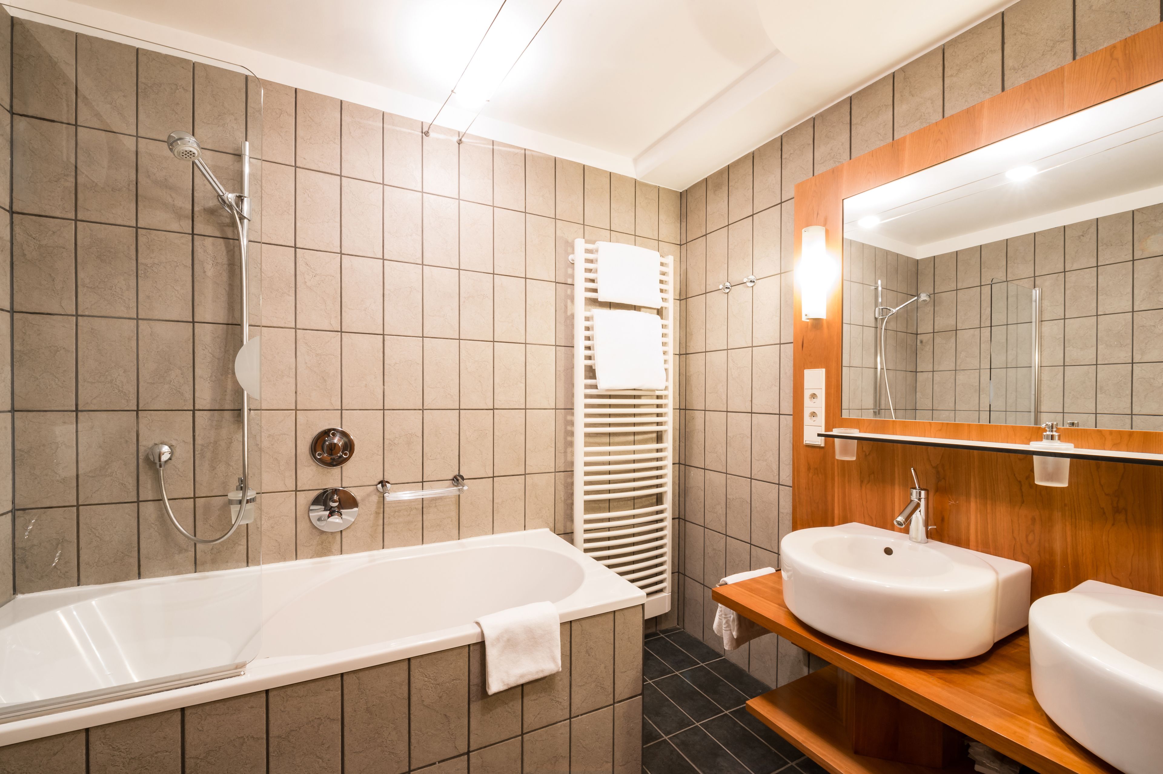 minibar, in-room safe, desk, laptop workspace