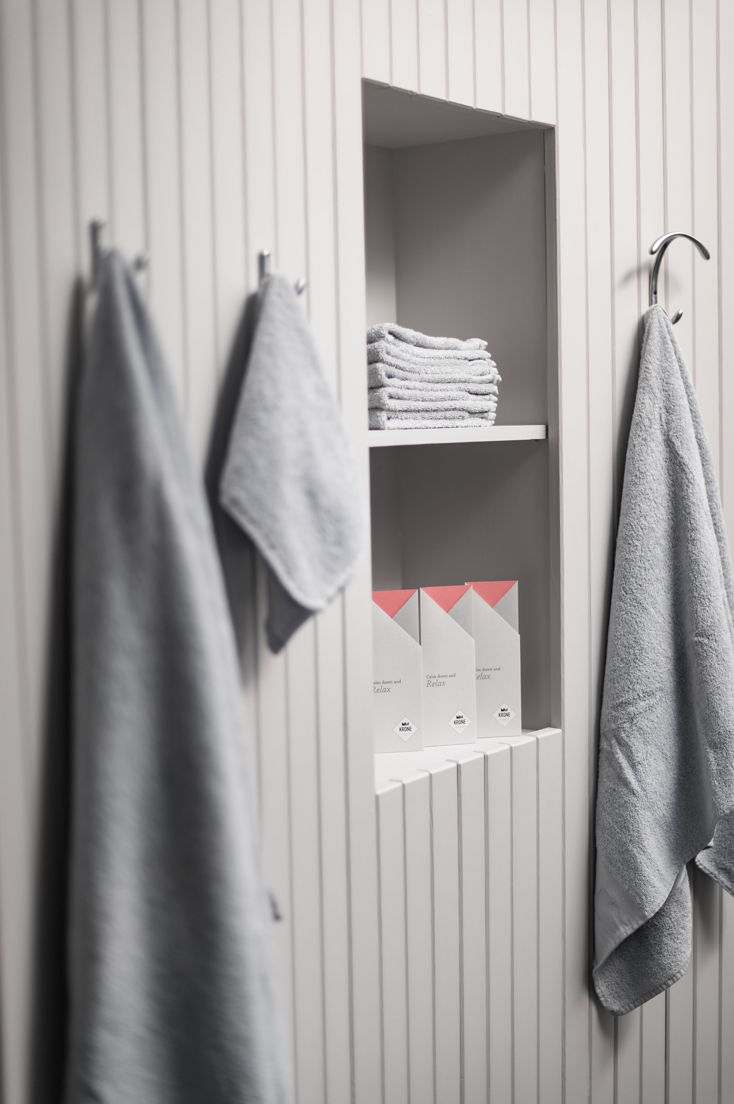 sauna, steam room, body treatments, aromatherapy, hot stone massages