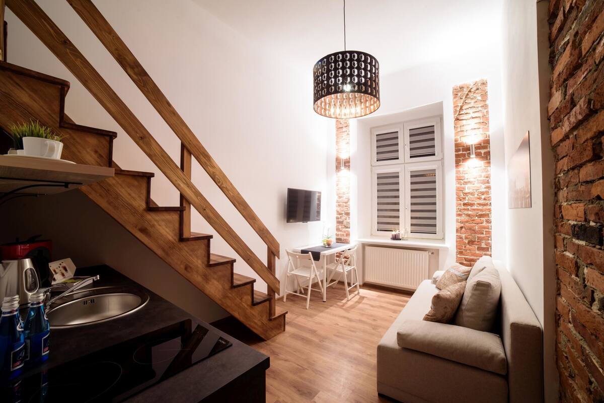 Apartment (2) | Living room | 40-inch flat-screen TV with cable channels, TV