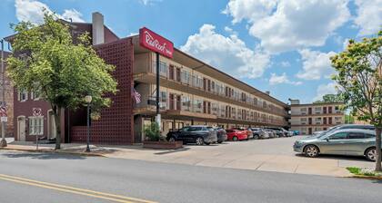 Red Roof Inn York Downtown