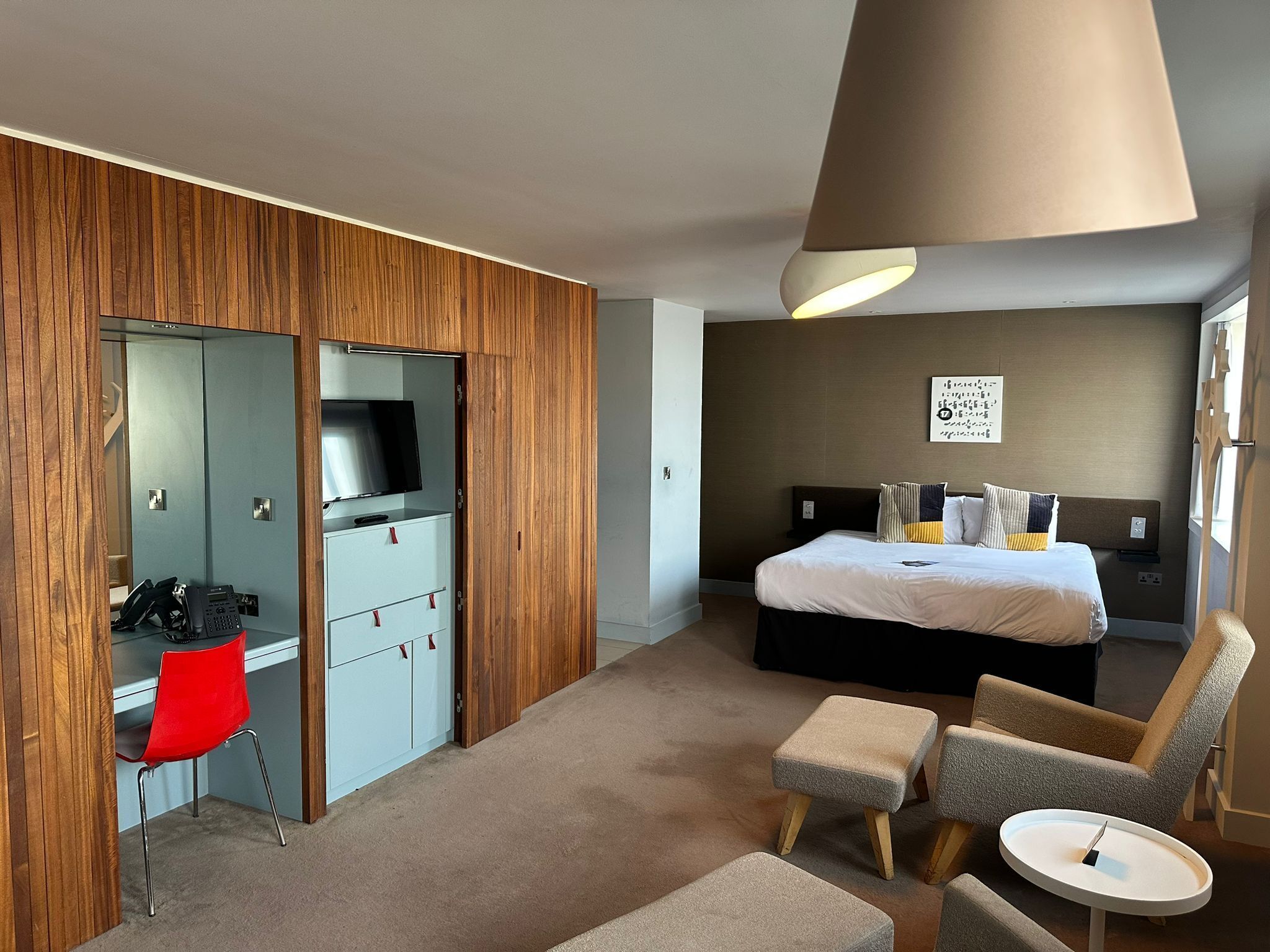 Family Double Room, Sea View | In-room safe, individually decorated, individually furnished