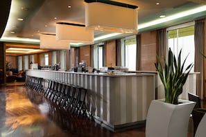 2 bars-salons