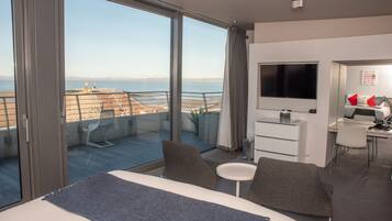 Feature Double Room with Balcony | Coffres-forts dans les chambres, décoration personnalisée