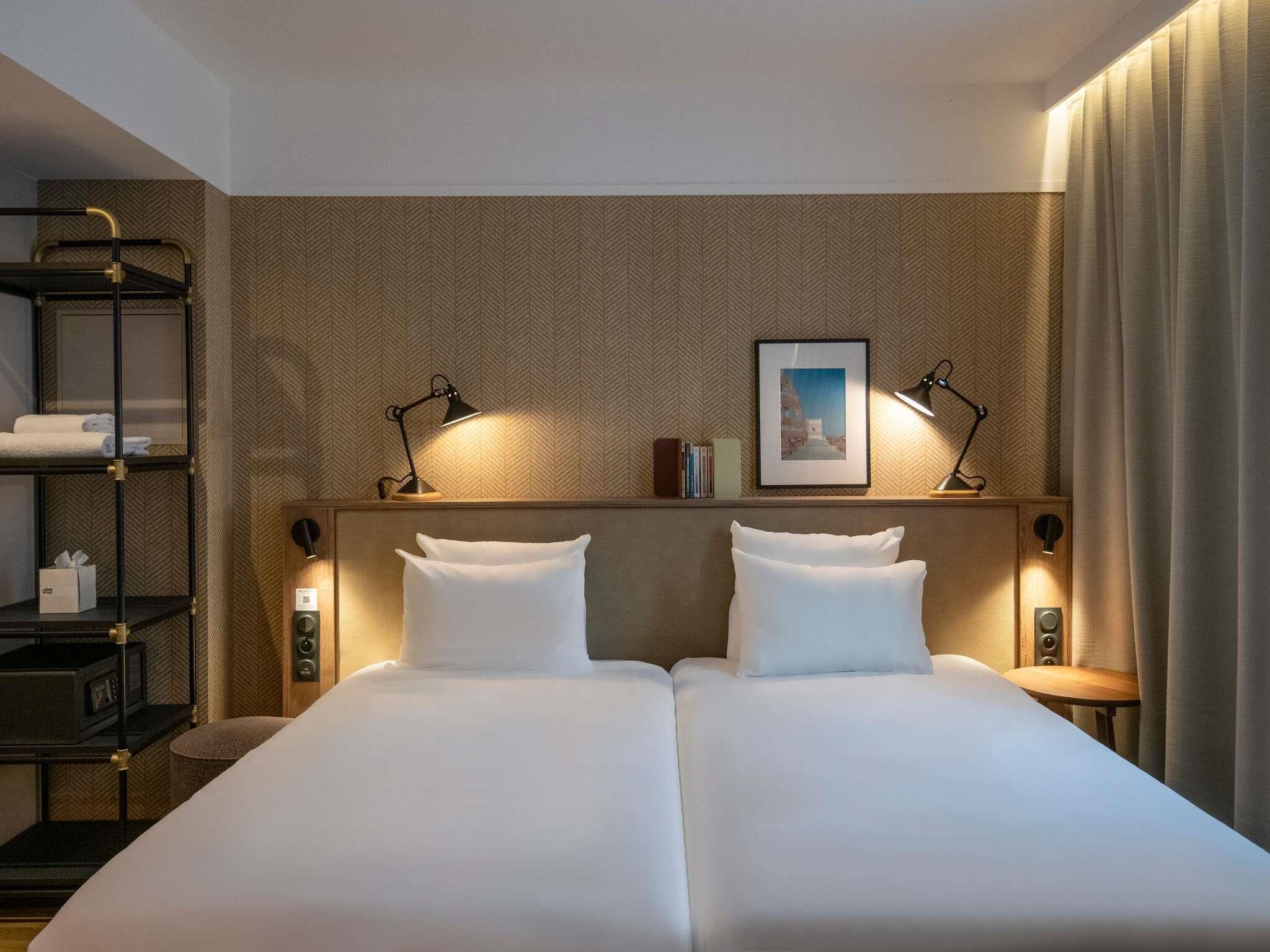 Premium bedding, minibar, in-room safe, desk