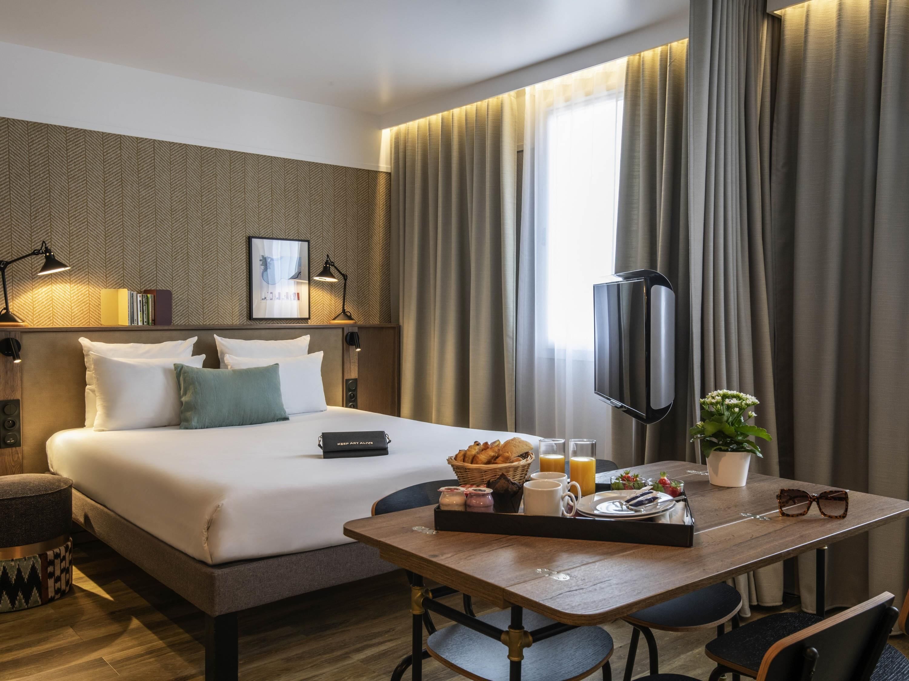 Superior-suite - 1 dobbeltseng med sovesofa | Premium-sengetøj, minibar, pengeskab på værelset, skrivebord