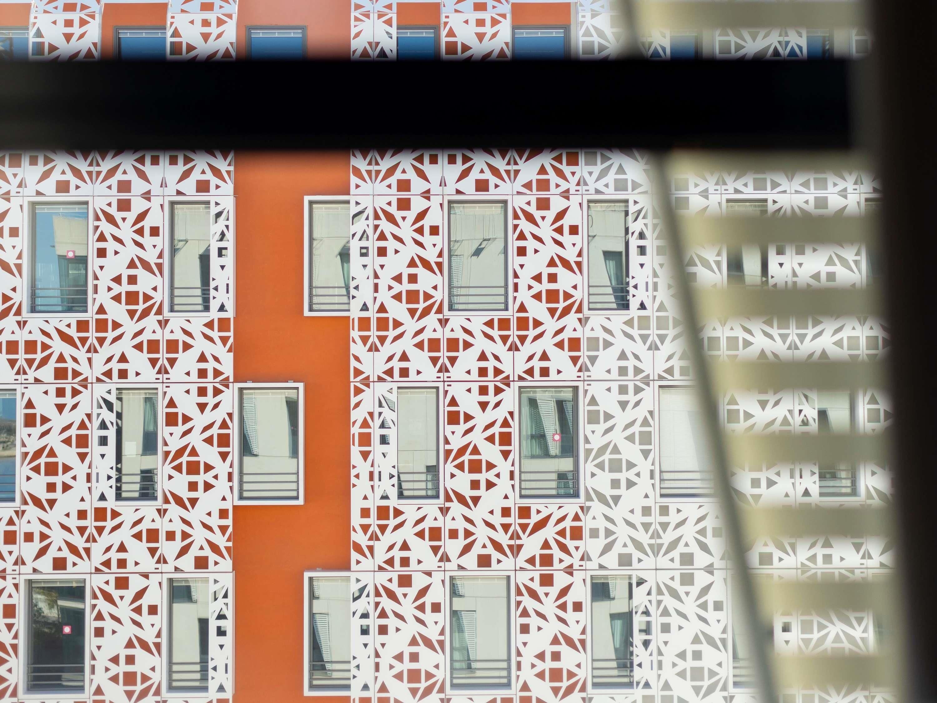 family suite, multiple beds | minibar, in-room safe, desk, laptop workspace