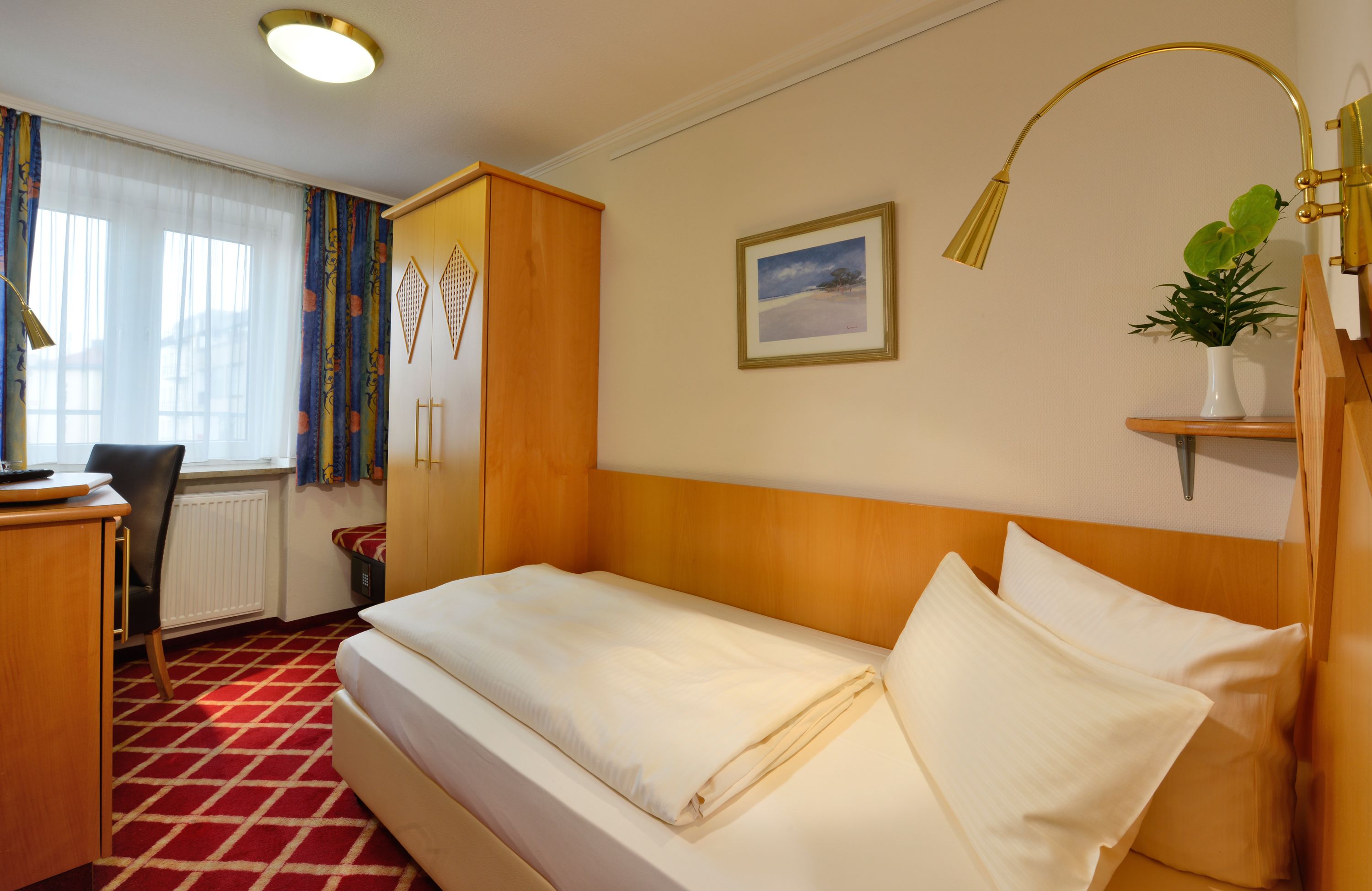 Standard Single Room | Room amenity