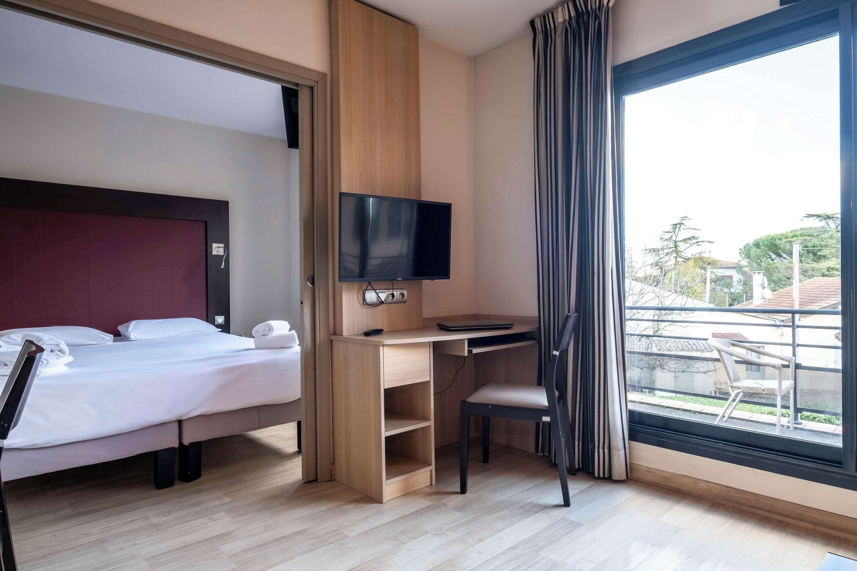 Apartamento, 1 habitación | Escritorio, cortinas opacas, sistema de insonorización