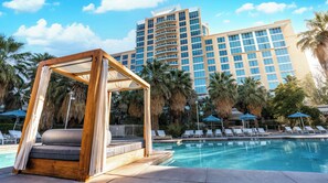 Outdoor pool, cabanas (surcharge), pool umbrellas