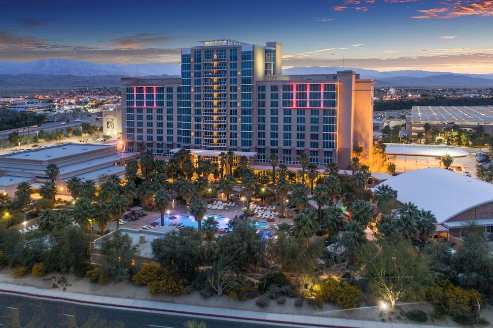 luxury hotels in Palm Springs