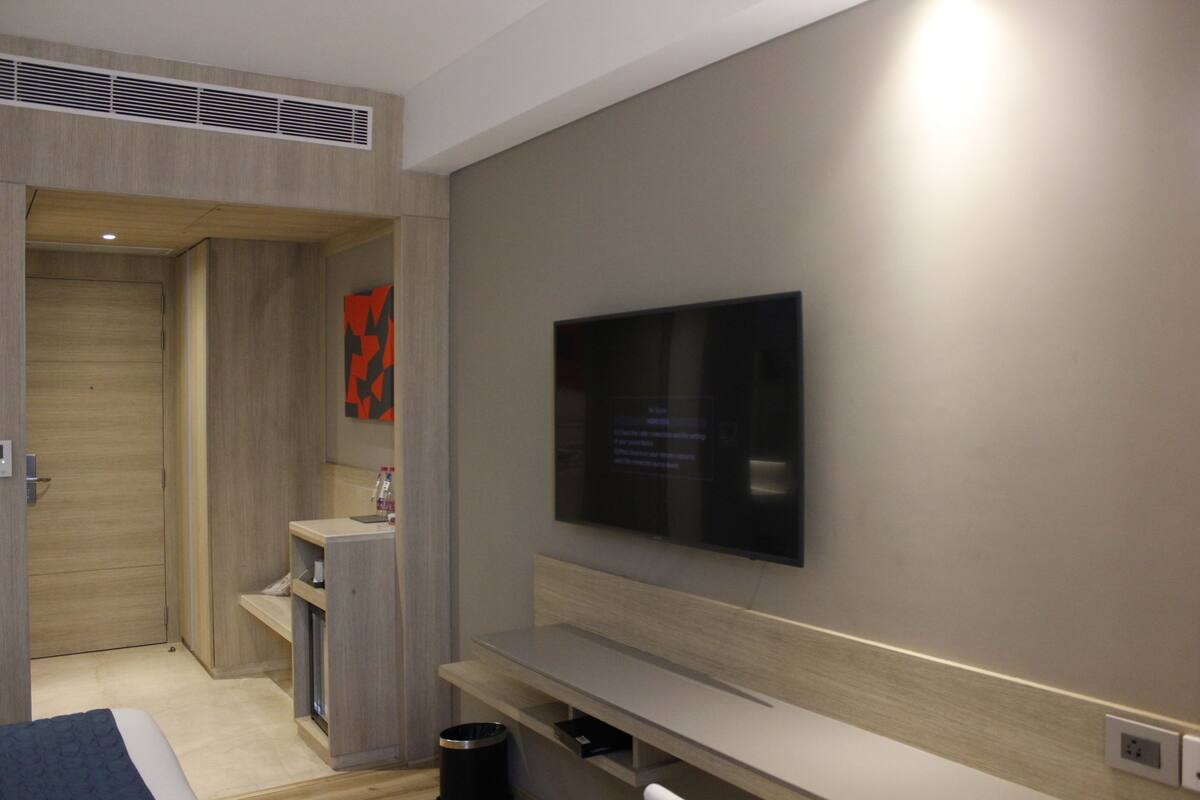 Minibar, coffres-forts dans les chambres, bureau, chambres insonorisées